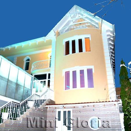 Gloria Mini-Hotel Kisinyov Kültér fotó