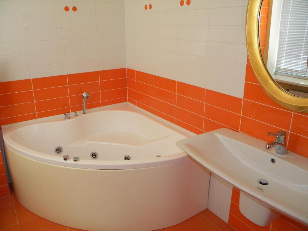 Gloria Mini-Hotel Kisinyov Kültér fotó