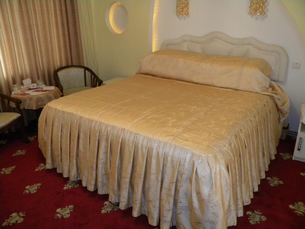 Gloria Mini-Hotel Kisinyov Szoba fotó